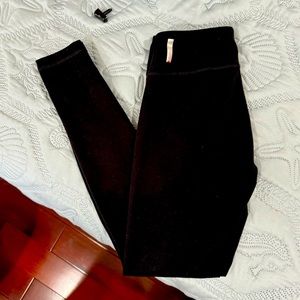 Zella black leggings